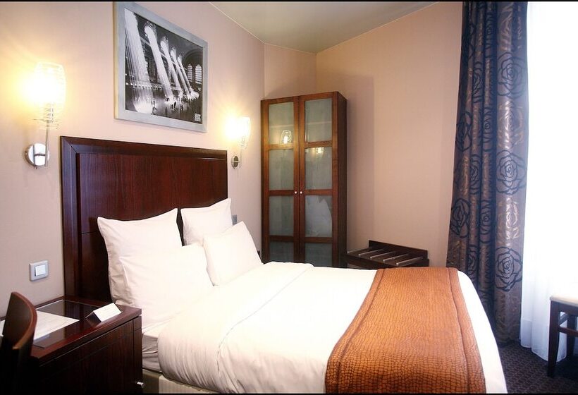 اتاق استاندارد یک نفره, Grand Hotel Francais