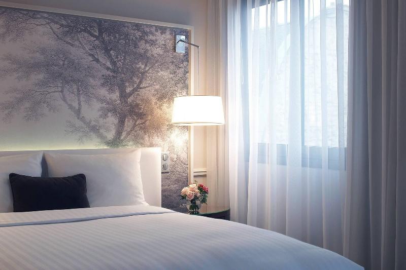 Номер Deluxe, Renaissance Paris Nobel Tour Eiffel