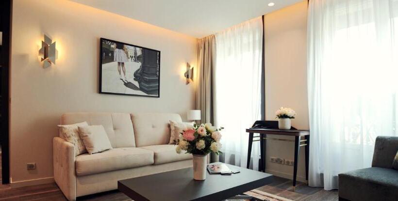 سوئیت با بالکن, Roi De Sicile   Rivoli    Luxury Apartment
