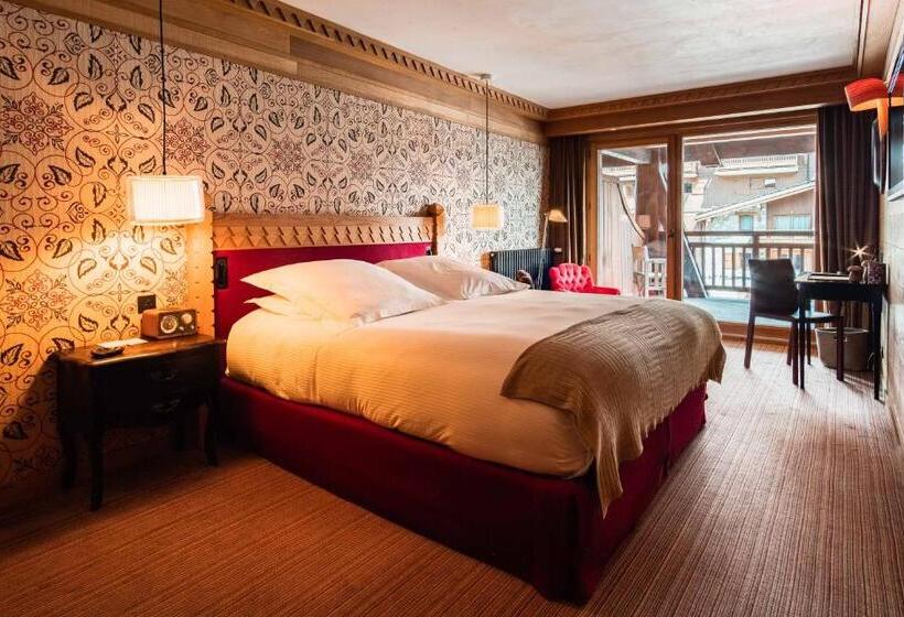 اتاق سوپریور با چشم‌انداز شهر, Hôtel Le Blizzard