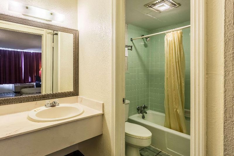 Standard Szoba, Super 8 By Wyndham Florence