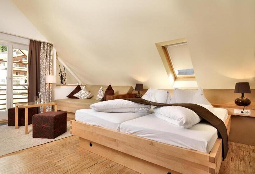 Номер Superior, Goldener Adler   Im Sommer Silvretta Card Premium Inkludiert