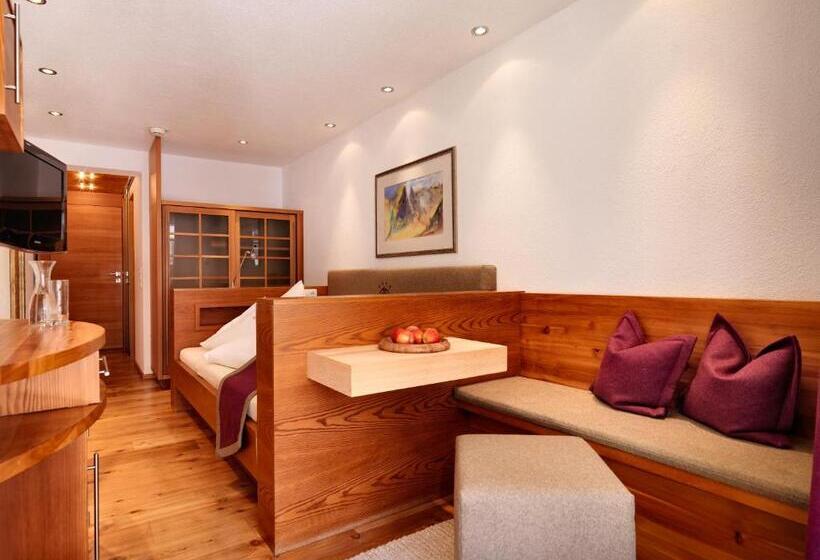 Номер Deluxe Одноместный, Goldener Adler   Im Sommer Silvretta Card Premium Inkludiert