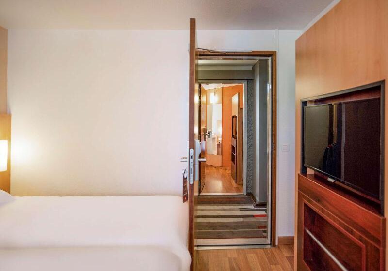 اتاق استاندارد با چشم‌انداز دریا, Mata Rocks Resort