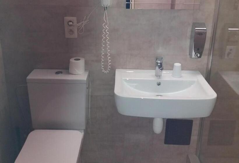 اتاق استاندارد چهار تخته, Slina Hotel Brussels