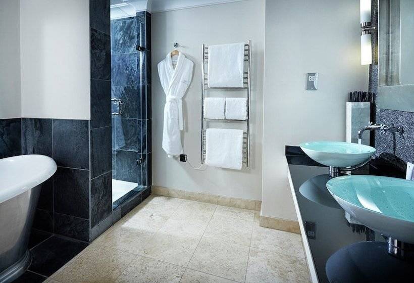 Полулюкс, Alexander House Hotel & Utopia Spa