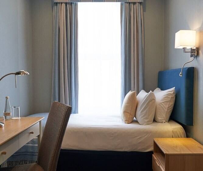 Номер Стандарт, Best Western Plus The Connaught Hotel And Spa