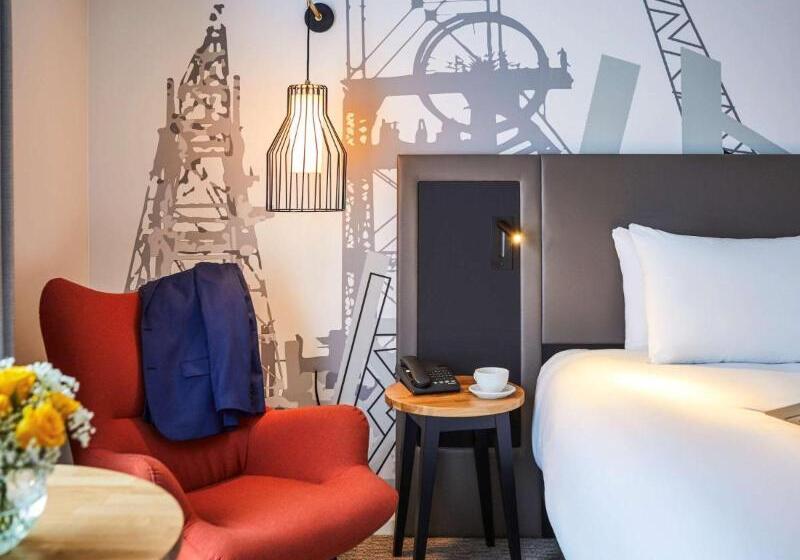 标准间, Mercure Cardiff North