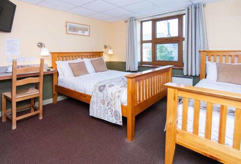 Семейный Номер, The Half Moon Inn And Country Lodge