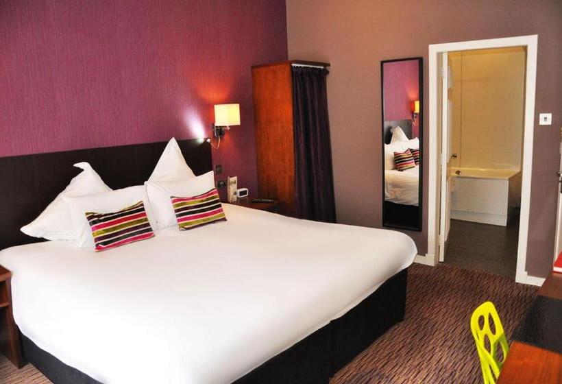 اتاق اجرایی با تخت بزرگ, Carmelite Hotel; Bw Signature Collection