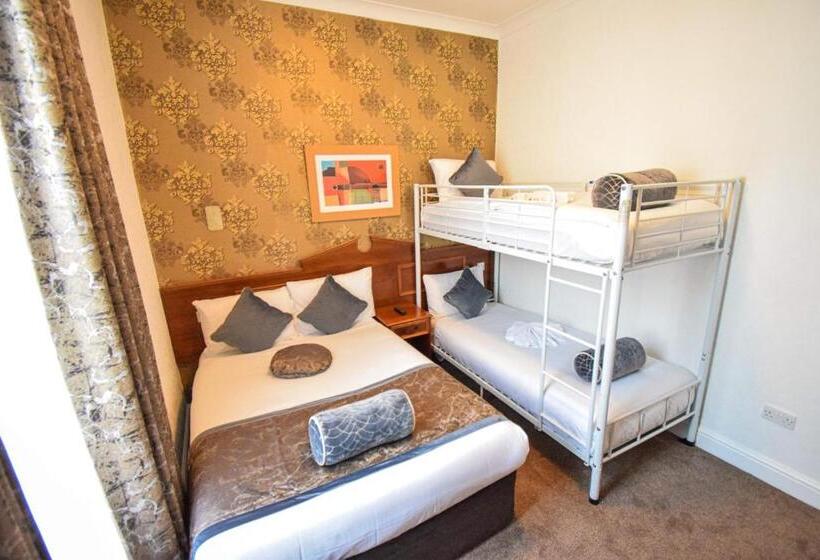 اتاق استاندارد چهار تخته, Pembridge Palace