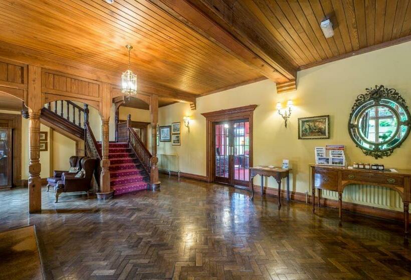 Номер Премиум Вид на Озеро, Lake Vyrnwy Hotel & Spa