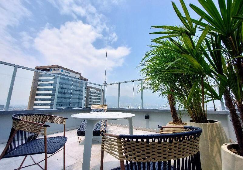 行政房间, Novotel Southampton