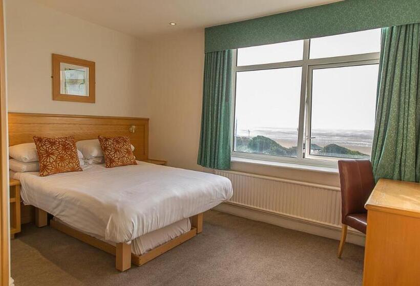 Family Connecting Room, St Ives