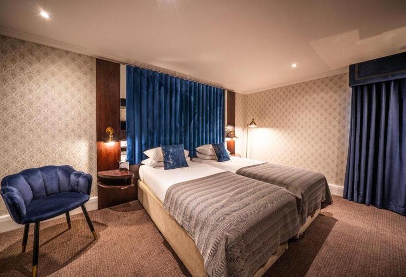 Классический Номер, The Winchester Hotel And Spa