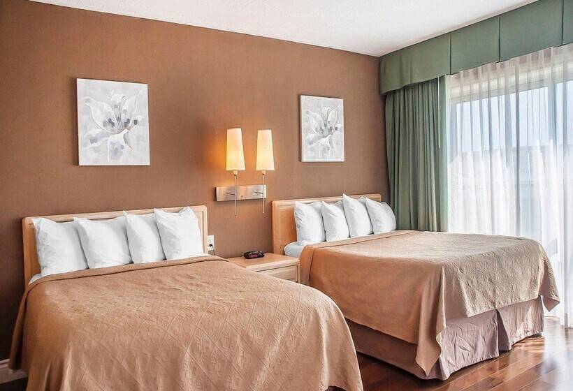 ２ダブルベッドのスタンダードルーム, Quality Hotel Fallsview Cascade