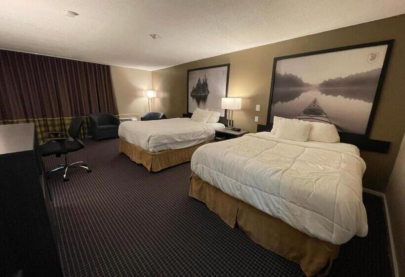 Номер Стандарт Внутренний, Super 8 By Wyndham Gananoque   Country Squire Resort
