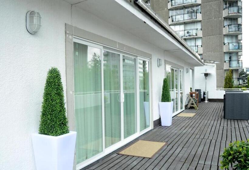 ペントハウススイート, Rosellen Suites At Stanley Park