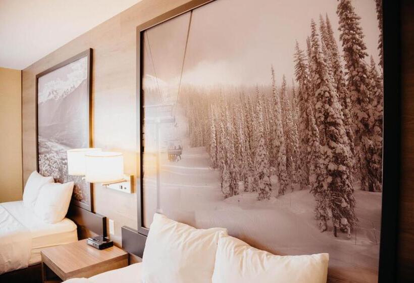 スイート, Super 8 By Wyndham Revelstoke Bc