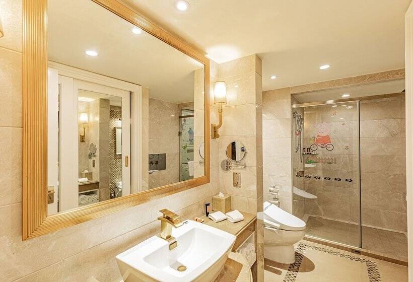 Номер Deluxe, Grand Bay Hotel Zhuhai