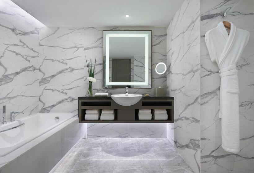 سوییت, Hyatt Regency Metropolitan Chongqing