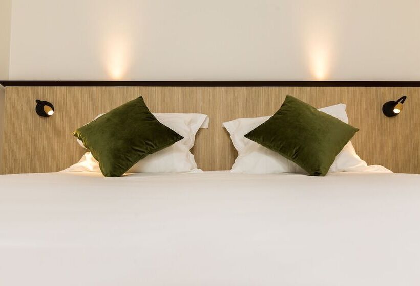 Номер Стандарт Двуспальная Кровать, Best Western Le Bois De La Marche