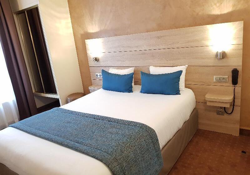 اتاق کلاسیک, Champerret Elysees