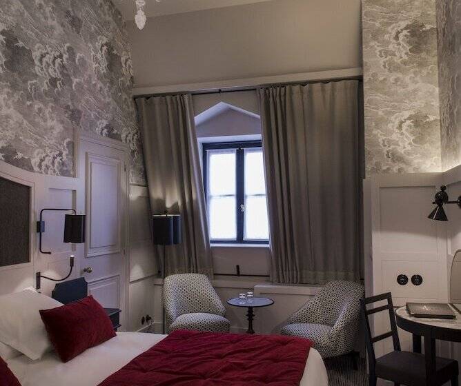 اتاق سوپریور, D Aubusson