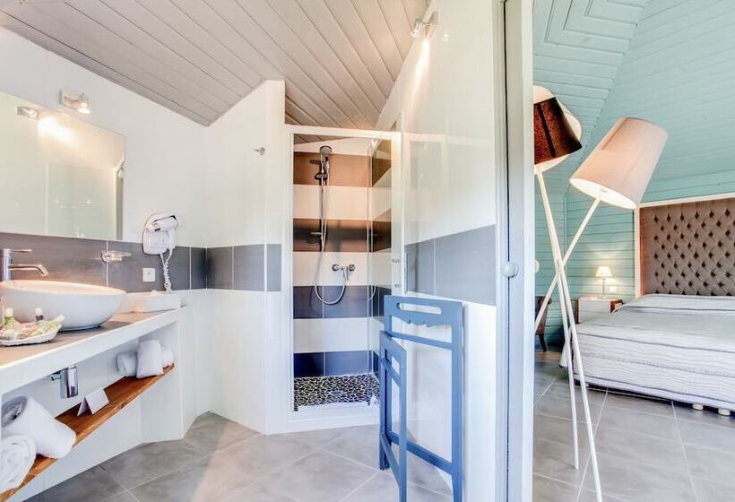 Полулюкс, Le Roc E Fiori Hotel   Teritoria