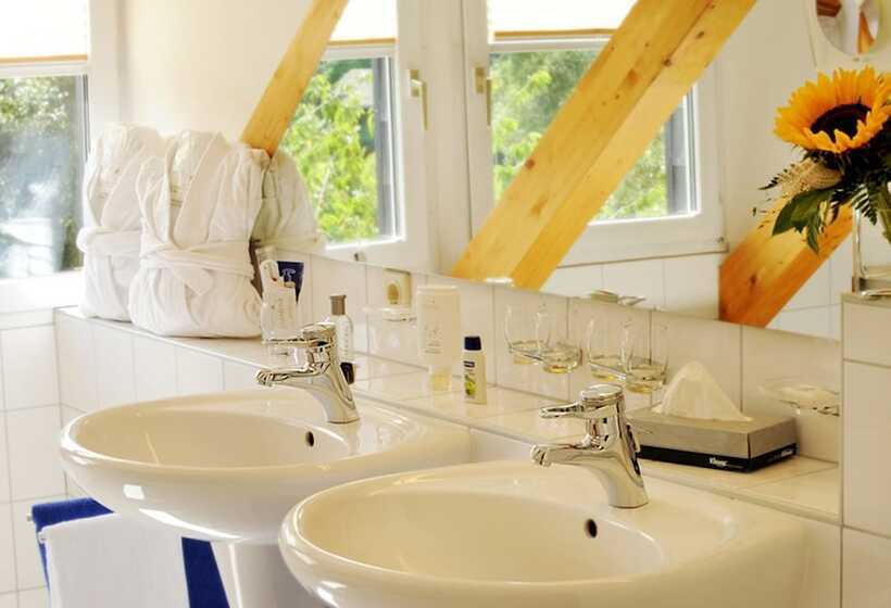 Номер Стандарт, Landidyll Hotel Erbgericht Tautewalde