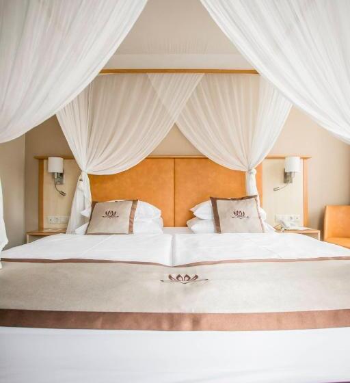 スタンダードトリプルルーム, Lotus Therme Hotel & Spa