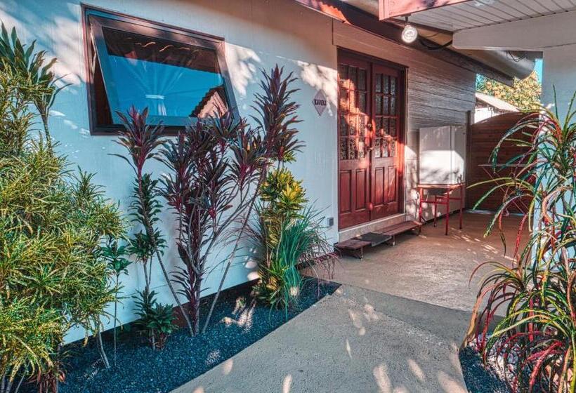 اتاق استاندارد سه نفره, Inaiti Lodge