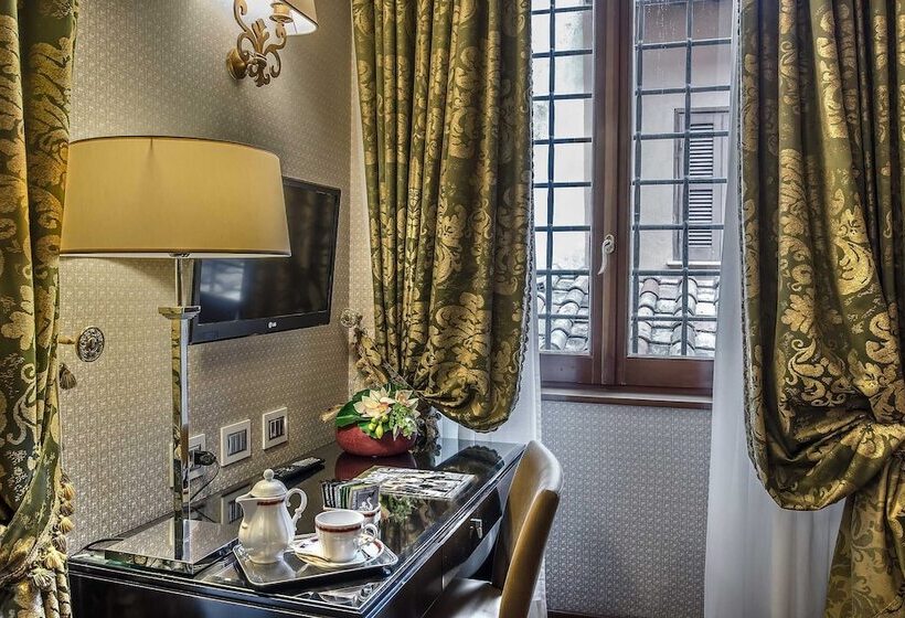 اتاق استاندارد, Albergo Del Senato
