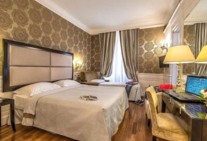 اتاق استاندارد سه نفره, Albergo Del Senato