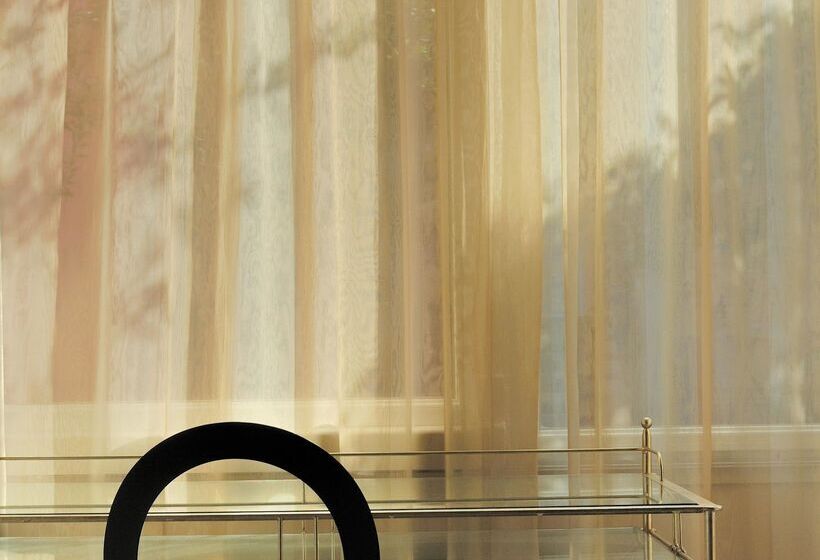 ジュニアスイート, Metropolitan