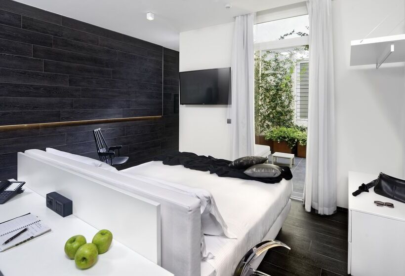 デラックスルーム, Metropolitan