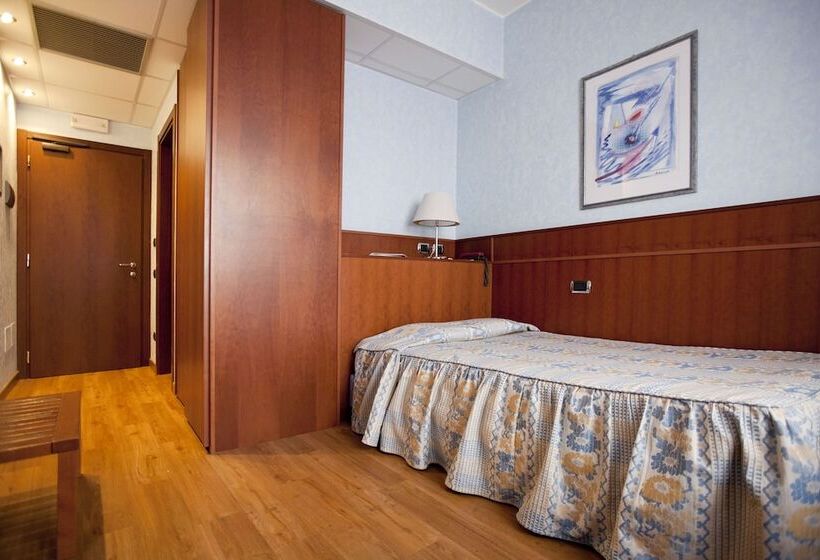 اتاق استاندارد یک نفره, Palace Hotel Moderno