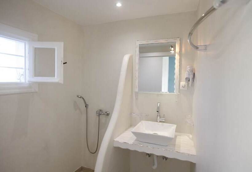 חדר סטנדרט, Nikos Rooms