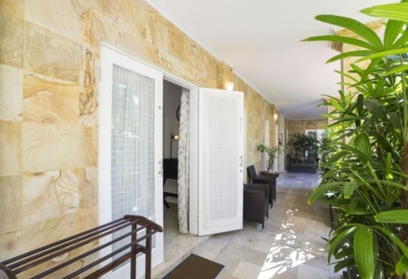 آپارتمان لوکس 2 خوابه, Beach Melati Apartments