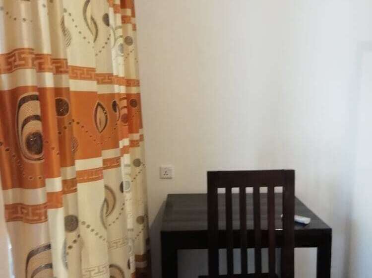 标准间, Sea Shells Inn Arugambay