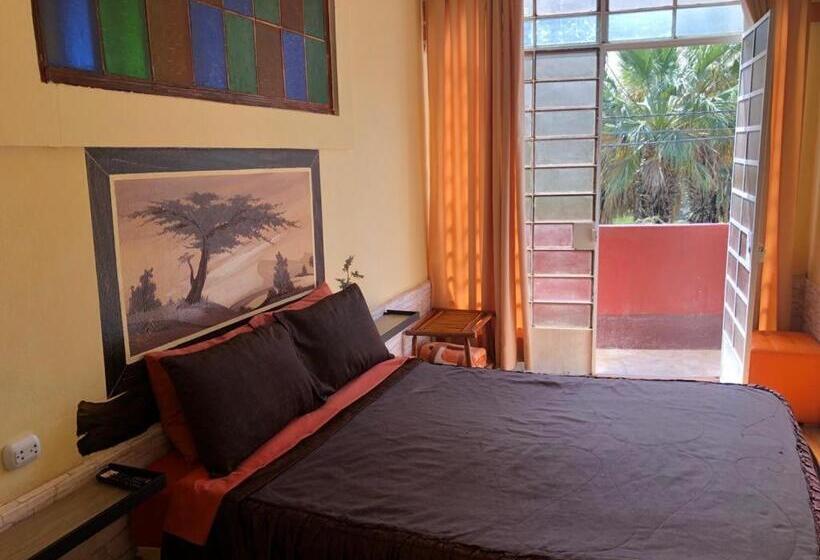 غرفة قياسية مطلّة علي البحيرة, Hostal Huacachina Sunset