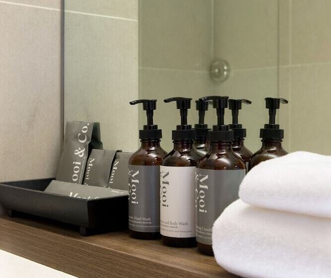 스탠다드 스튜디오, The Sphere Serviced Residences Managed By Hii