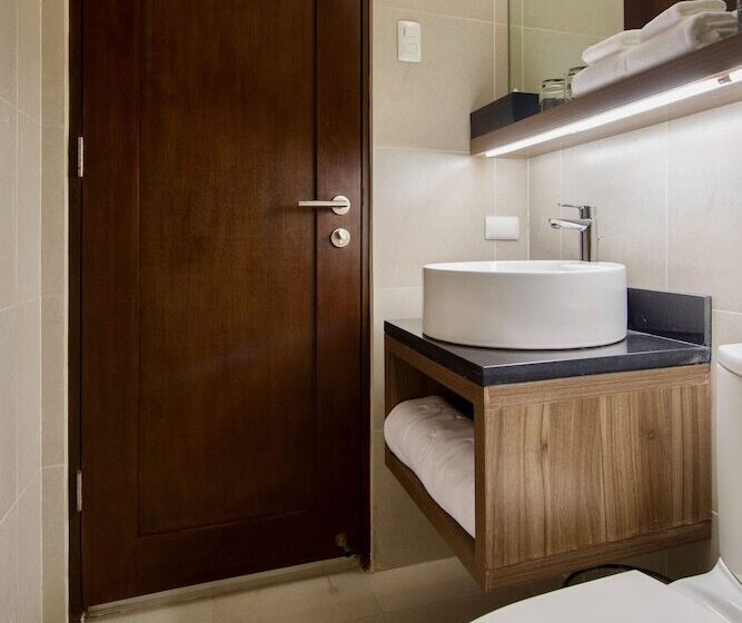 이그제큐티브 스위트, The Sphere Serviced Residences Managed By Hii