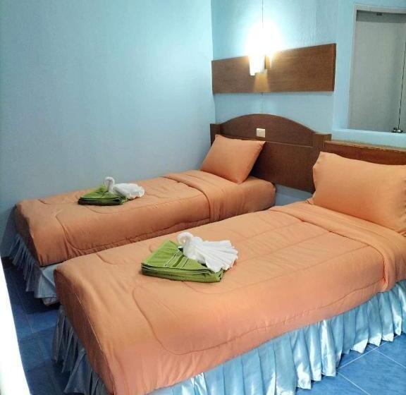 Standardzimmer Bergblick, Tanyaporn House