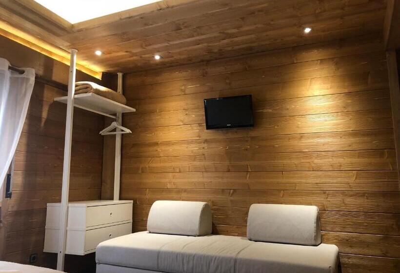 Номер Стандарт Трехместный, Hostal Piteus