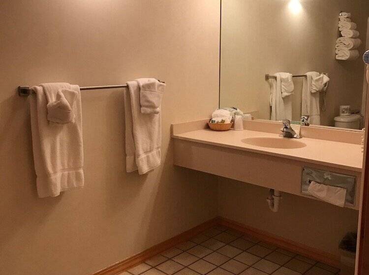 Люкс Повышенной Комфортности, Mountain Lake Lodge