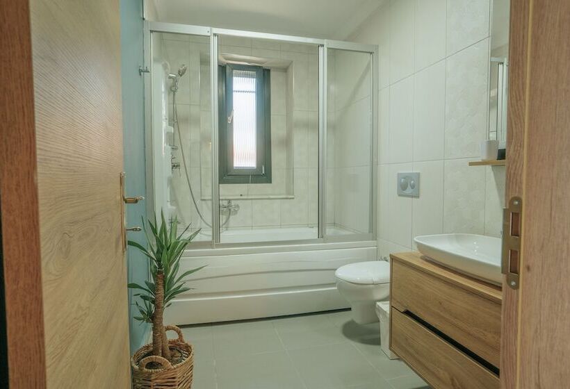 Королевский Номер, Villa Marine