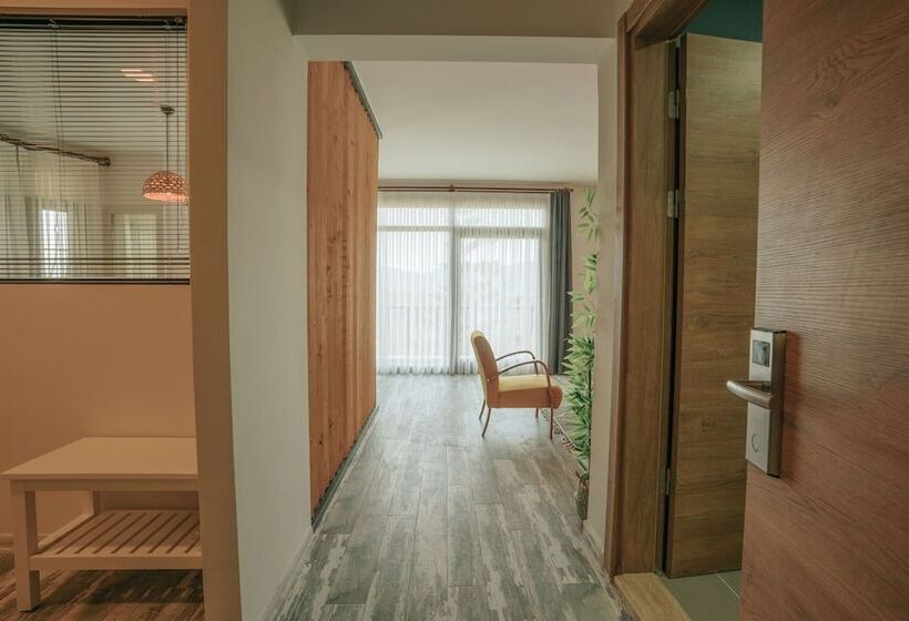 Королевский Номер, Villa Marine