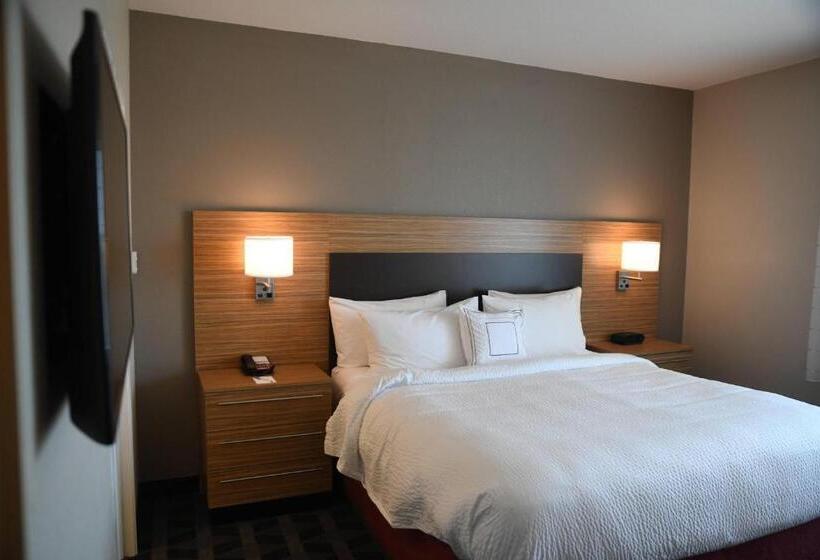 キングサイドベッドのスタンダードワンルーム, Towneplace Suites Kansas City At Briarcliff