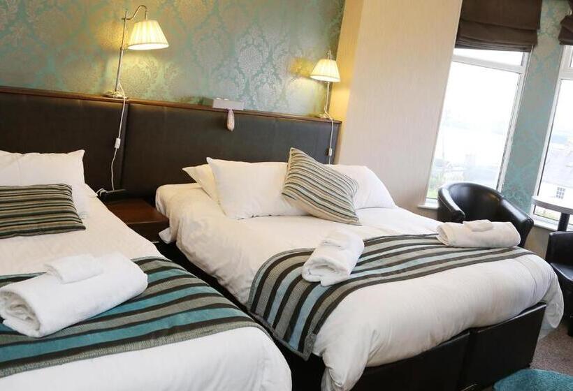 غرفة قياسية ثلاثية, Avarest House Bb Adults Only